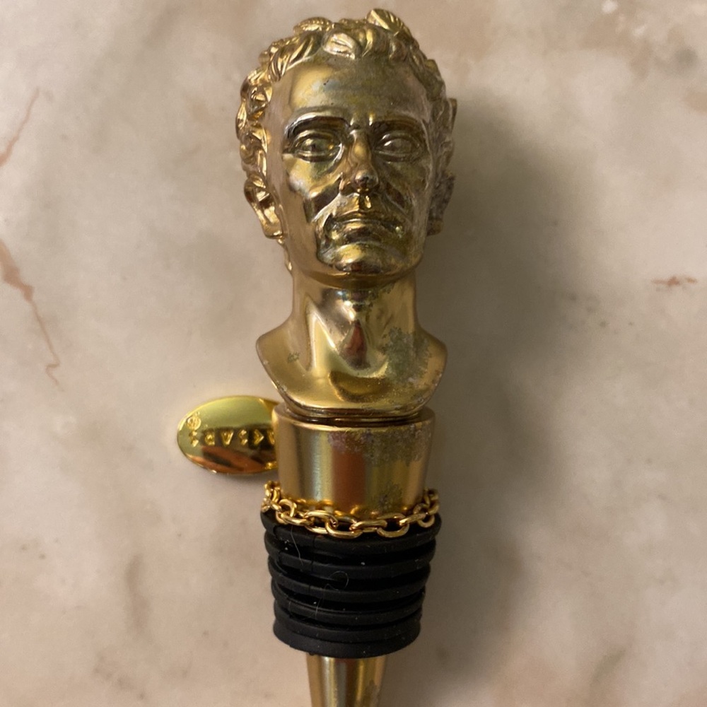 Caesars Palace NWT gold tone metal wine stopper with Caesar’s head
